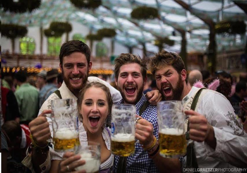 Campeggio Oktoberfest Party Camping